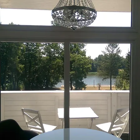 In Sued-waldhanglage Mit Seeblick By Interhome *